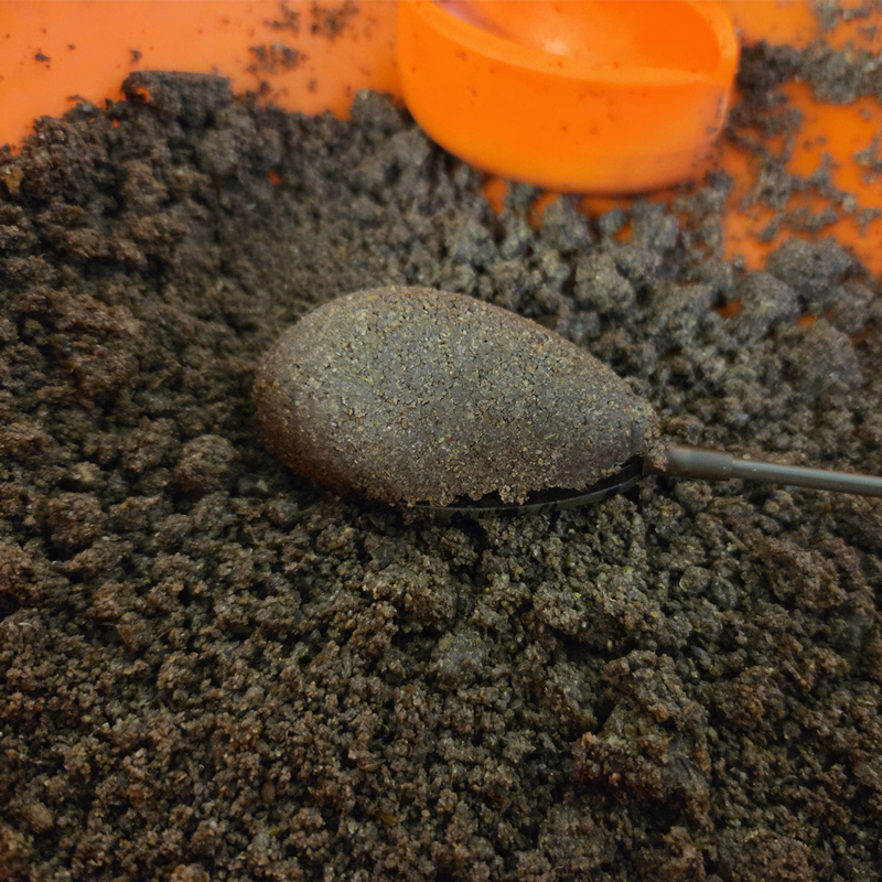 Masterbih Feeder Black Fishmeal primama ribolov sa hranilicama